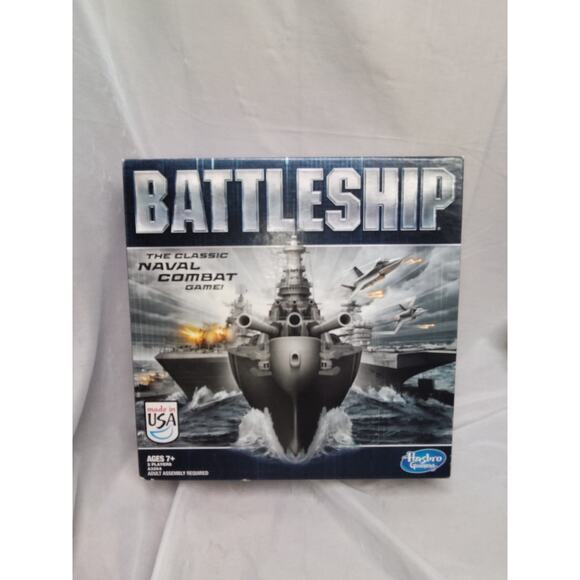 2012 Hasbro Battleship Classic Naval Combat Game Age 7+ 2 Players Bored Games - Picture 1 of 6